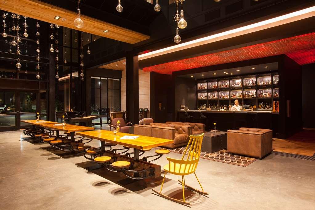 The George, By Valencia Hotel Collection College Station Restaurant photo