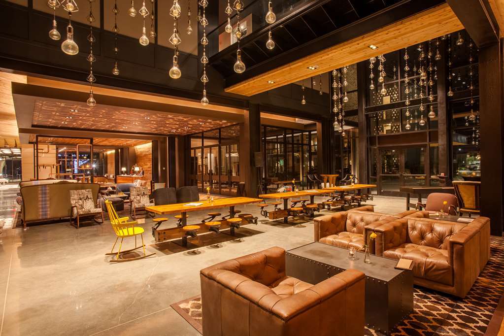 The George, By Valencia Hotel Collection College Station Interior photo